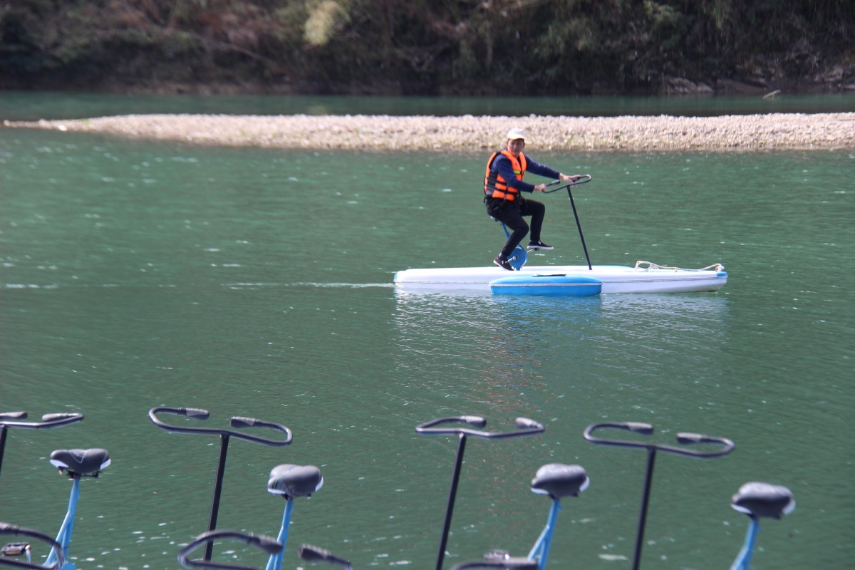 2026年水上游乐设备厂家选择指南:品质护航适配多元场景需(图1)