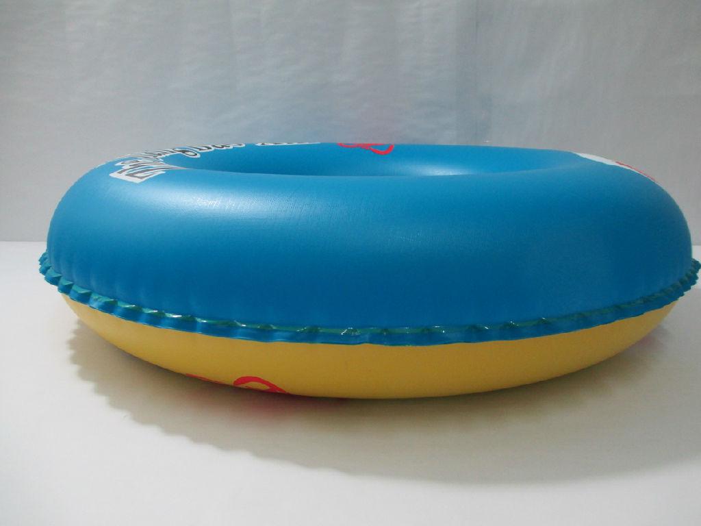 小时候我也是这样光着屁股在水里游泳怀念呀我们的小时候(图1)