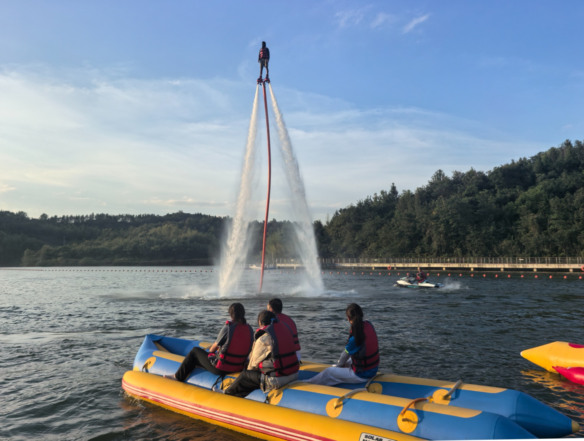 旅居凯里下司古镇：在古韵中体验水上乐趣(图1)