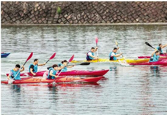 平顶山市水上运动学校赛艇项目斩获双金(图1)
