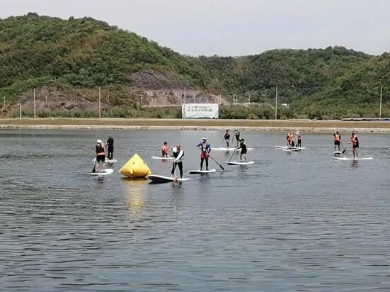 广西区运会首金诞生北海队冲浪接力项目夺冠(图1)